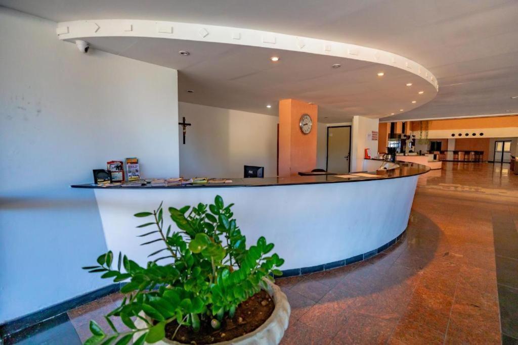Dos Reis Magos Aparthotel