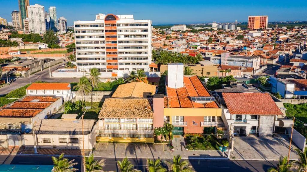 Dos Reis Magos Apartahotel *